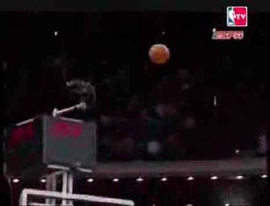 Hidonun maç kurtaran son saniye basketi izle